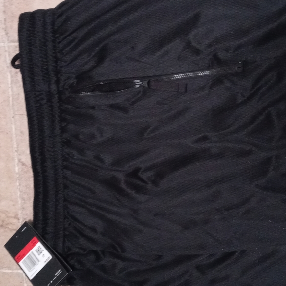 BRAND NEW NIKE MENS BASEBALL SHORT - Picture 13 of 16